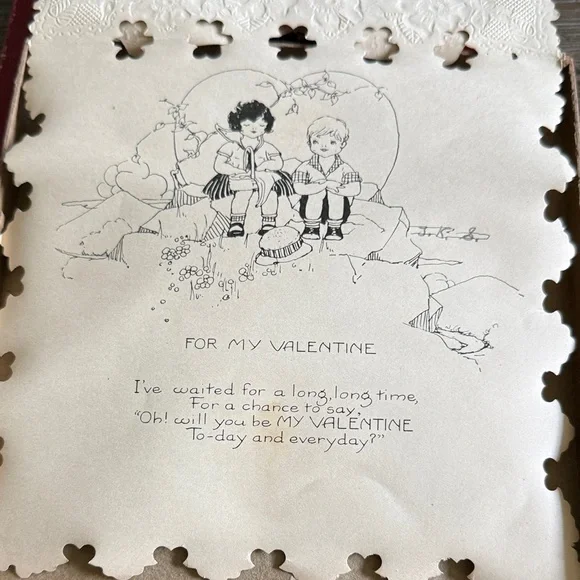 Vintage 1900’s lace Die-Cut Heart Shaped Valentine card - Picture 3 of 4
